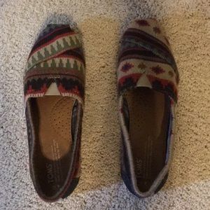 Toms slip ons! Only worn once!!!